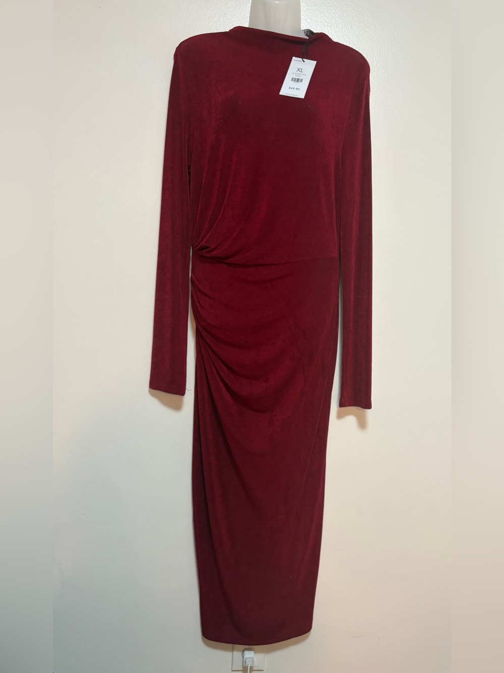 AKIRA BURGUNDY LONG SLEEVE DRESSED SIZE XL